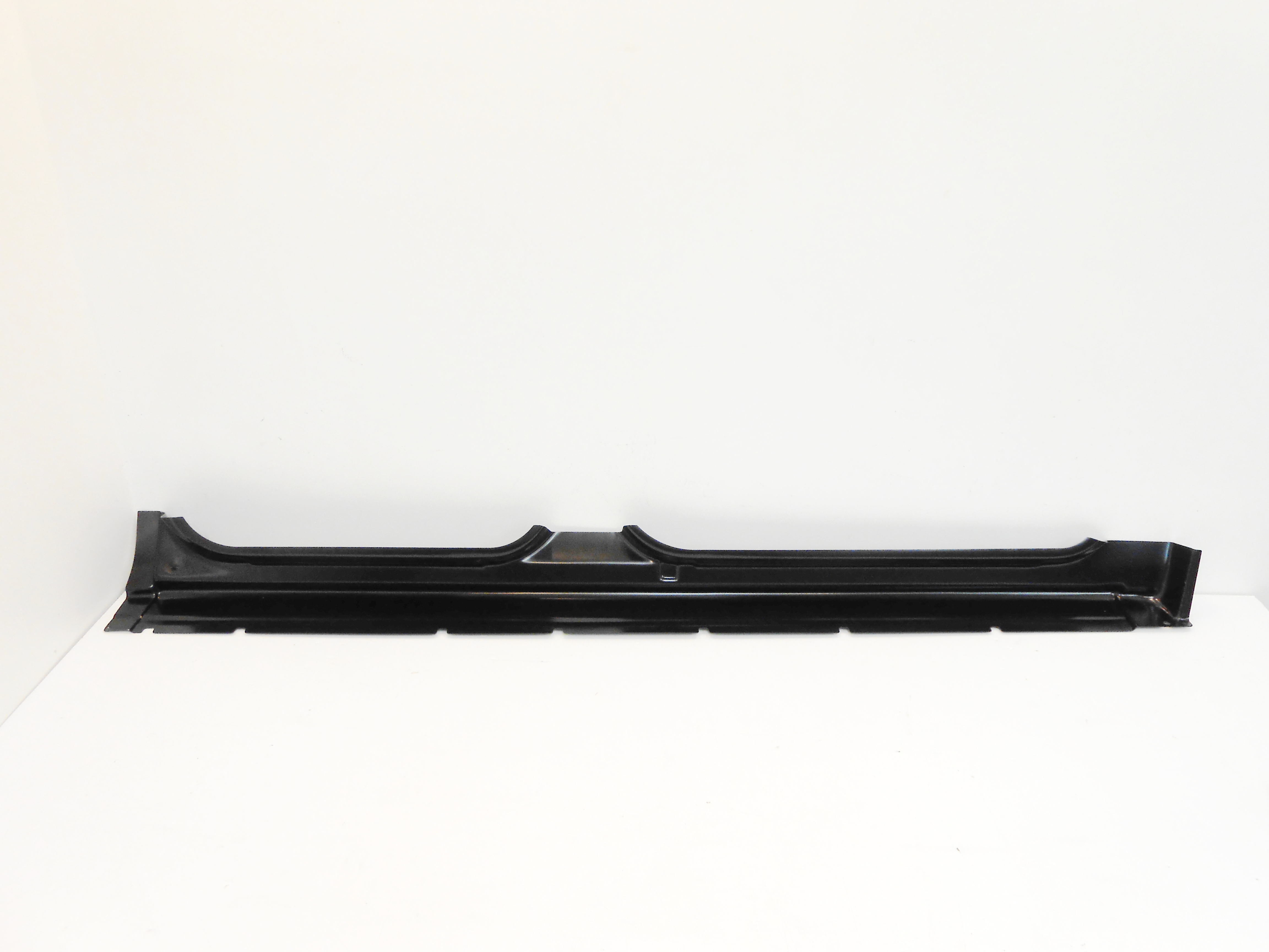 Rocker Panel LH/Drive Fits 04 07 Chevrolet Silverado 1500 Tahoe 0856