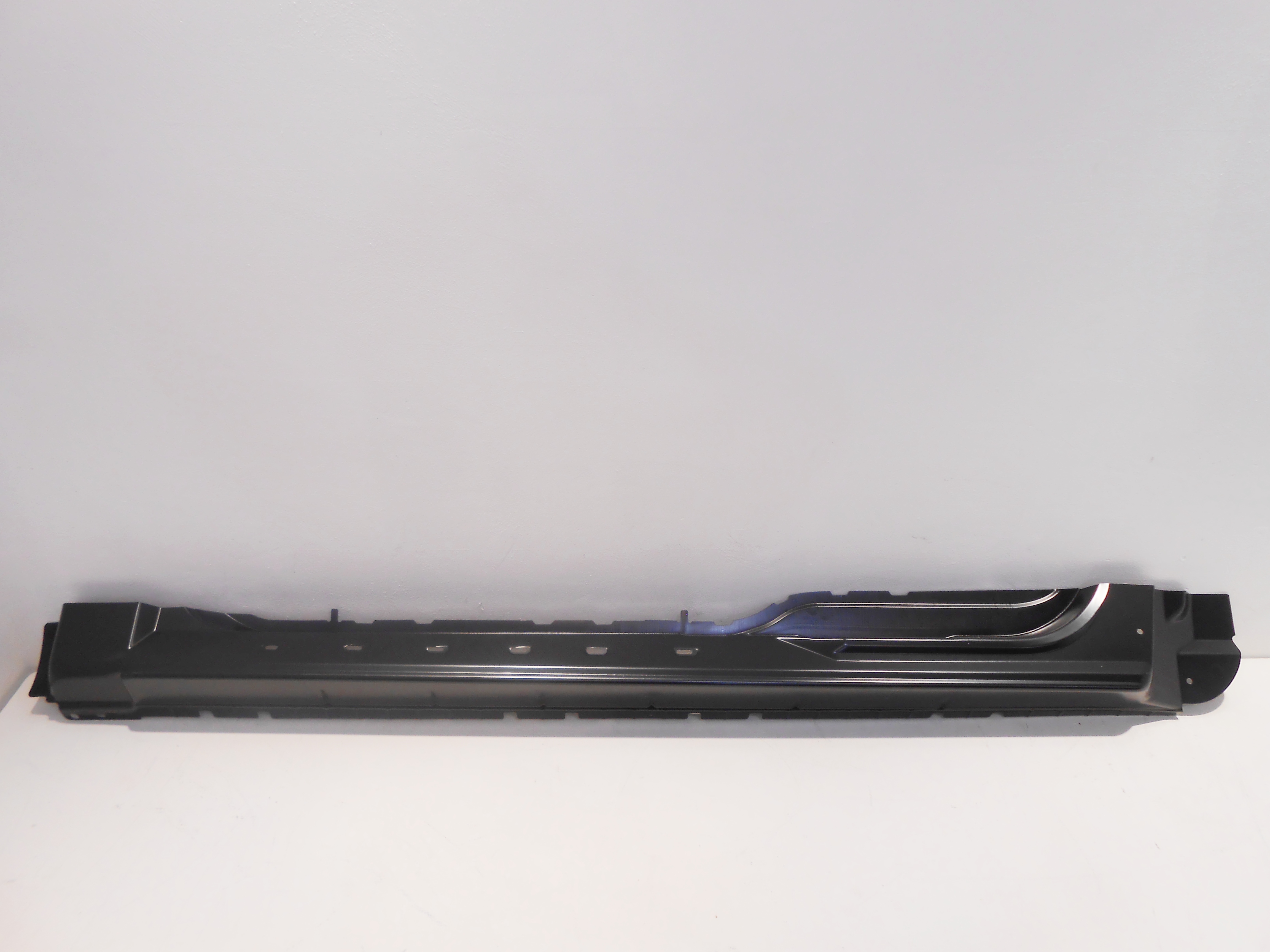 Rocker Panel LH/Drive Fits 99 03 Ford F150 F150 Heritage 1984107 Key