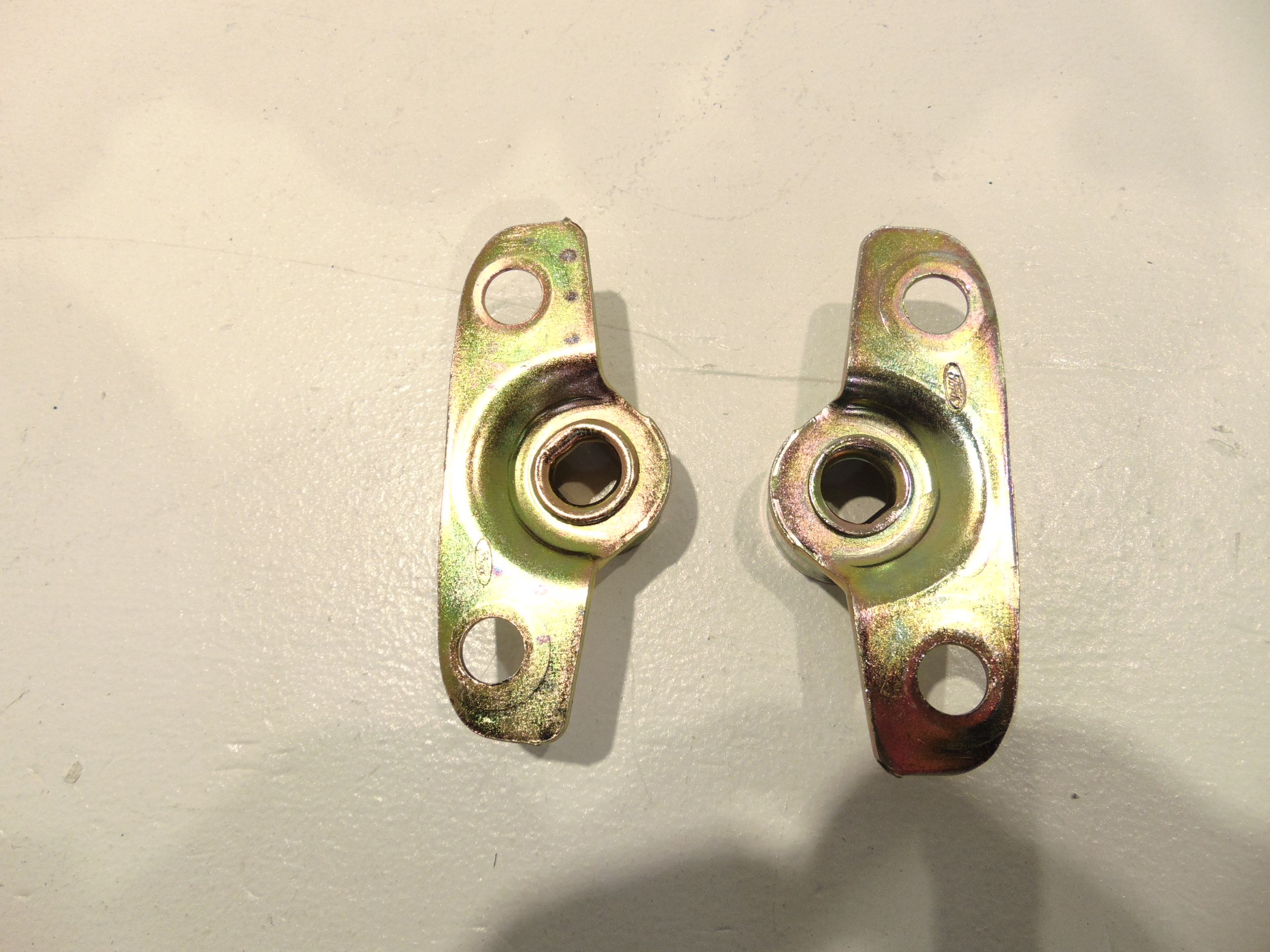 Car & Truck Exterior Parts Dodge Tailgate Hinge Insert Kit FORD1988